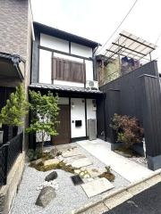 紫野南舟岡町貸家