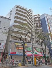 ＪＲ山手線日暮里駅まで徒歩1分