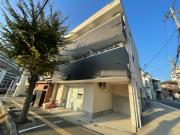 阪急宝塚線蛍池駅まで徒歩4分