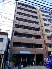 地下鉄七隈線渡辺通駅まで徒歩5分