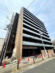 セオリー大阪イーストドア