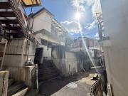 泉が丘3丁目貸家