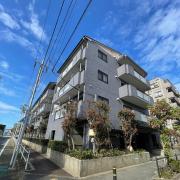 グランドゥール三園
