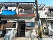 阪急宝塚線服部天神駅まで徒歩16分