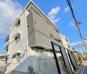 シャーメゾン コモド 持賀