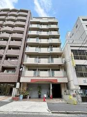 ＪＲ東海道本線金山駅まで徒歩8分