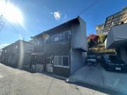 寝屋川市東香里園町26-18 2階建テラス