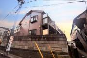 小田急小田原線百合ヶ丘駅まで徒歩5分