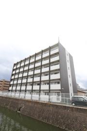 ＪＲ鹿児島本線笹原駅まで徒歩20分