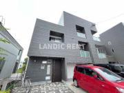 MAISONETIC I House