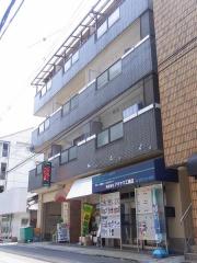 クレインファースト