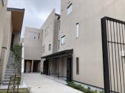 小田急小田原線代々木八幡駅まで徒歩8分