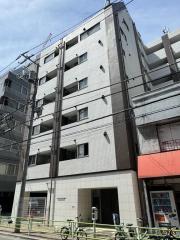 ラグジュアリーアパートメント御徒町