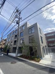 Aulii Nakameguro