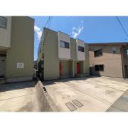 ファルコ泉が丘 B棟