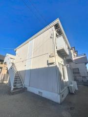小田急小田原線鶴巻温泉駅まで徒歩15分