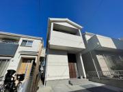 アーバンハウス城前