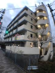 メゾン南江口