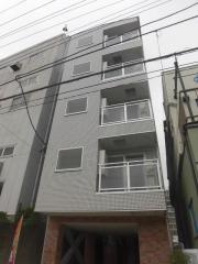 b CASA Yokohama Higashi