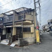 大日東町貸家角