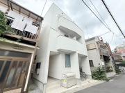 セレブラーレ町屋