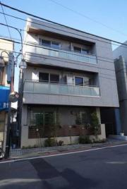 東京メトロ日比谷線六本木駅まで徒歩14分