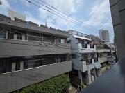小田急小田原線南新宿駅まで徒歩1分