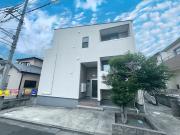 小田急小田原線東海大学前駅まで徒歩18分