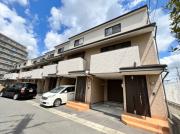 南海泉北線泉ケ丘駅まで徒歩15分