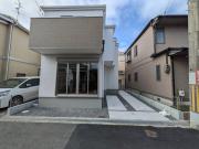 枚方市長尾元町7-4-18 2階建