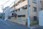 都営大江戸線中野坂上駅まで徒歩6分