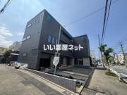 The Kugenuma Gate