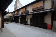 東山区芳野町京町家