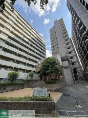 東京メトロ丸ノ内線西新宿駅まで徒歩5分