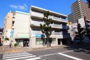 広島電鉄宇品線日赤病院前駅まで徒歩1分