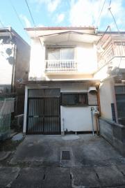 石田大山町貸家
