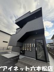 地下鉄七隈線次郎丸駅まで徒歩5分
