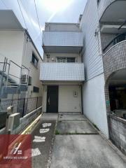 善源寺町2丁目 平面車庫付き貸家