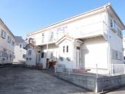 ラフォ-レ湘南 D