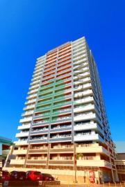 No.70 HARBOR SOUTH TOWER