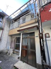 横小路町1丁目貸家