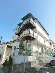 南海泉北線和泉中央駅まで徒歩19分