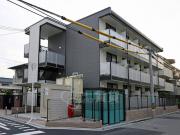 阪急宝塚線池田駅まで徒歩15分
