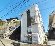 京急本線京急富岡駅まで徒歩3分