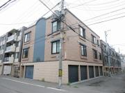 地下鉄南北線中島公園駅まで徒歩8分