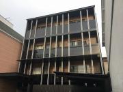 地下鉄東西線二条城前駅まで徒歩14分
