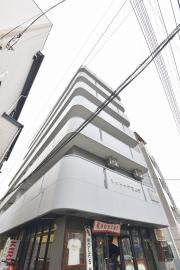 シャトーナカムラ