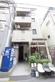 地下鉄四つ橋線肥後橋駅まで徒歩3分