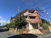 京王相模原線京王堀之内駅まで徒歩9分