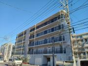 小田急小田原線百合ヶ丘駅まで徒歩7分